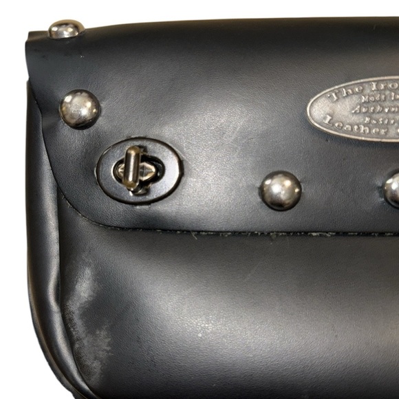 🌹THE IRON HORSE AUTHENTIC GEAR STUDDED MOTORCYCLE BAG - Picture 5 of 9